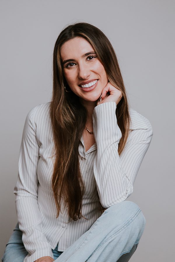 Alissa Fernandez Bell smiling at the camera